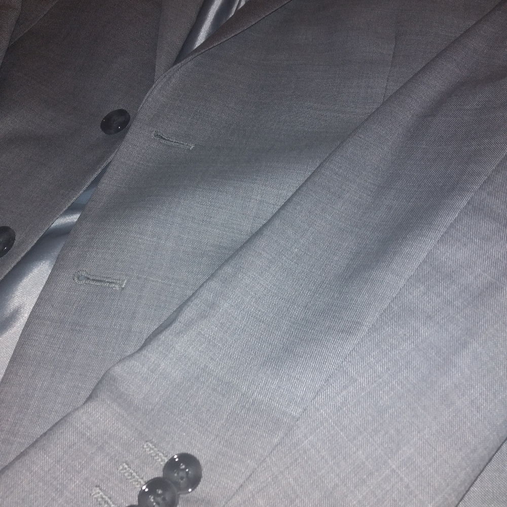 Express suit - Picture 3 of 6